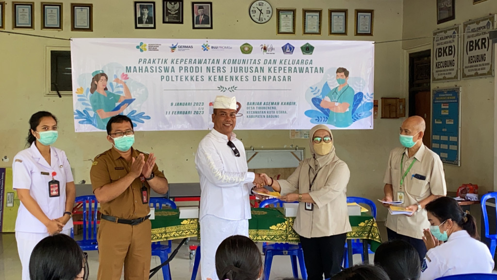 Perbekel Tibubeneng Terima 38 Mahasiswa Praktik Poltekkes Kemenkes Denpasar